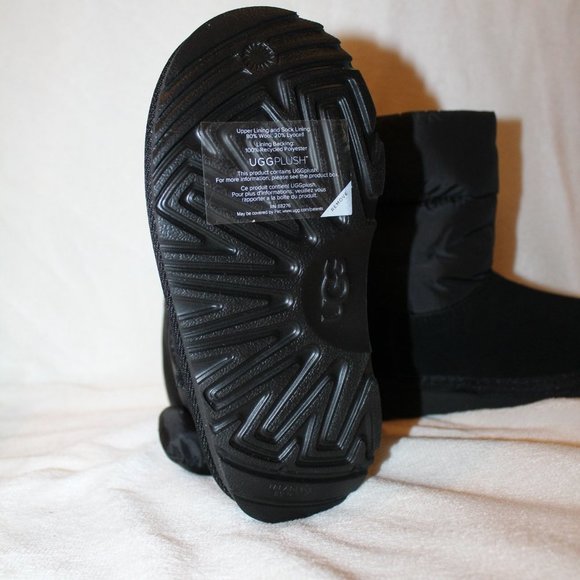 NIB UGG TODDLER BAILEY BOW SUEDE PUFFER WINTER SNOW BOOTS BLACK - Picture 8 of 9